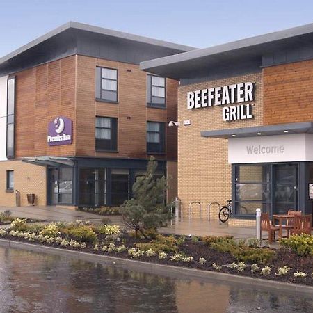 Premier Inn Glasgow นิวตันเมิร์นส์ ภายนอก รูปภาพ