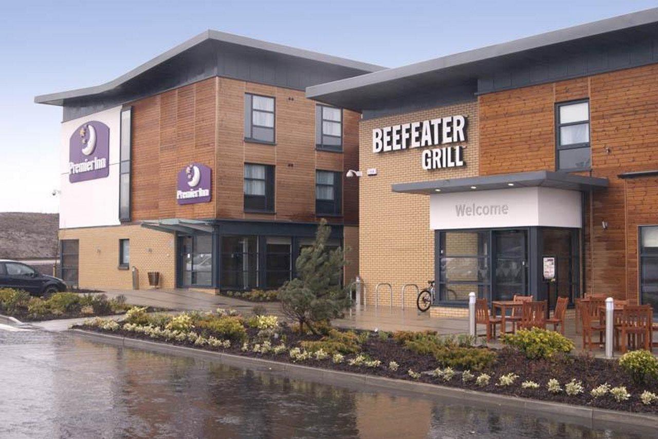 Premier Inn Glasgow นิวตันเมิร์นส์ ภายนอก รูปภาพ